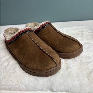 White Mountain Icebin Faux Fur Slipper Clog Dark Chocolate Size 9